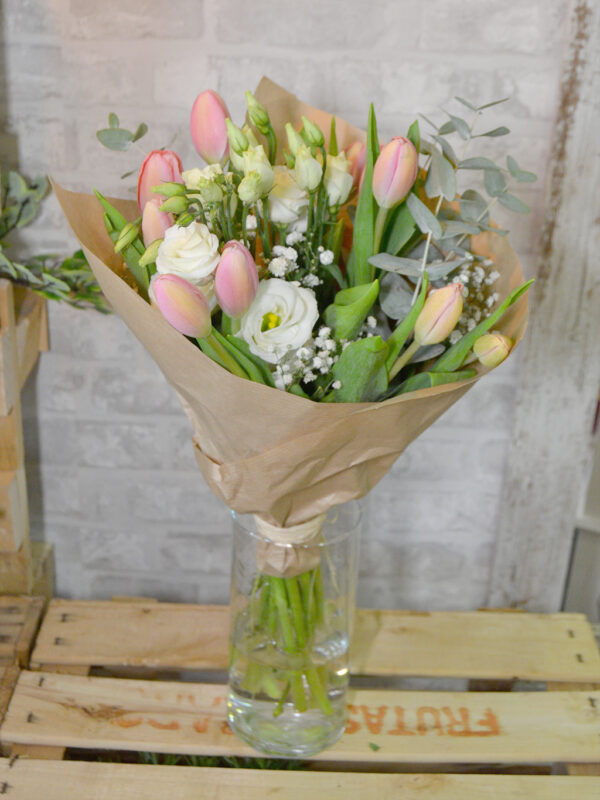 Eros - ramo de tulipanes variados
