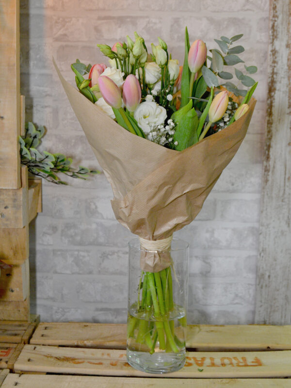 Eros - ramo de tulipanes variados